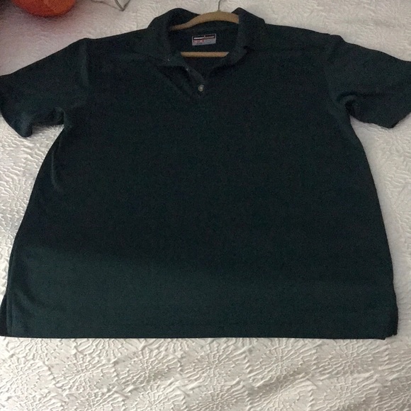 Grand Slam collared dark green shirt.  like new. size medium - Picture 1 of 2